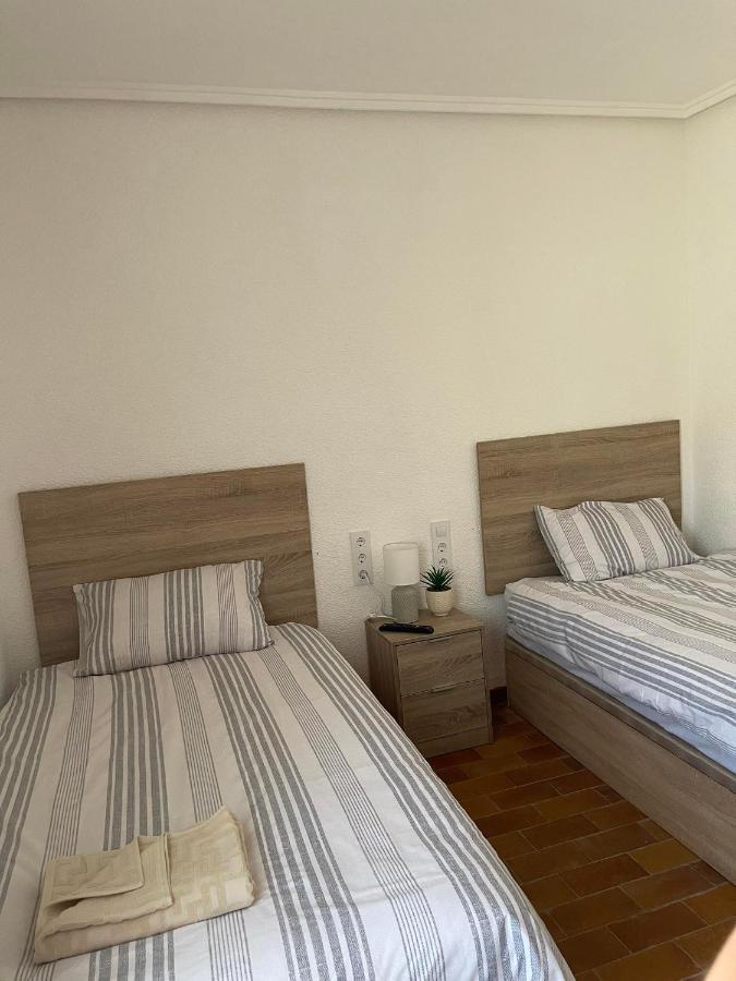 Ayora Djm Palms - Shared Casa Rural - Casa Rural Compartida - No Es Una Casa Privada מראה חיצוני תמונה