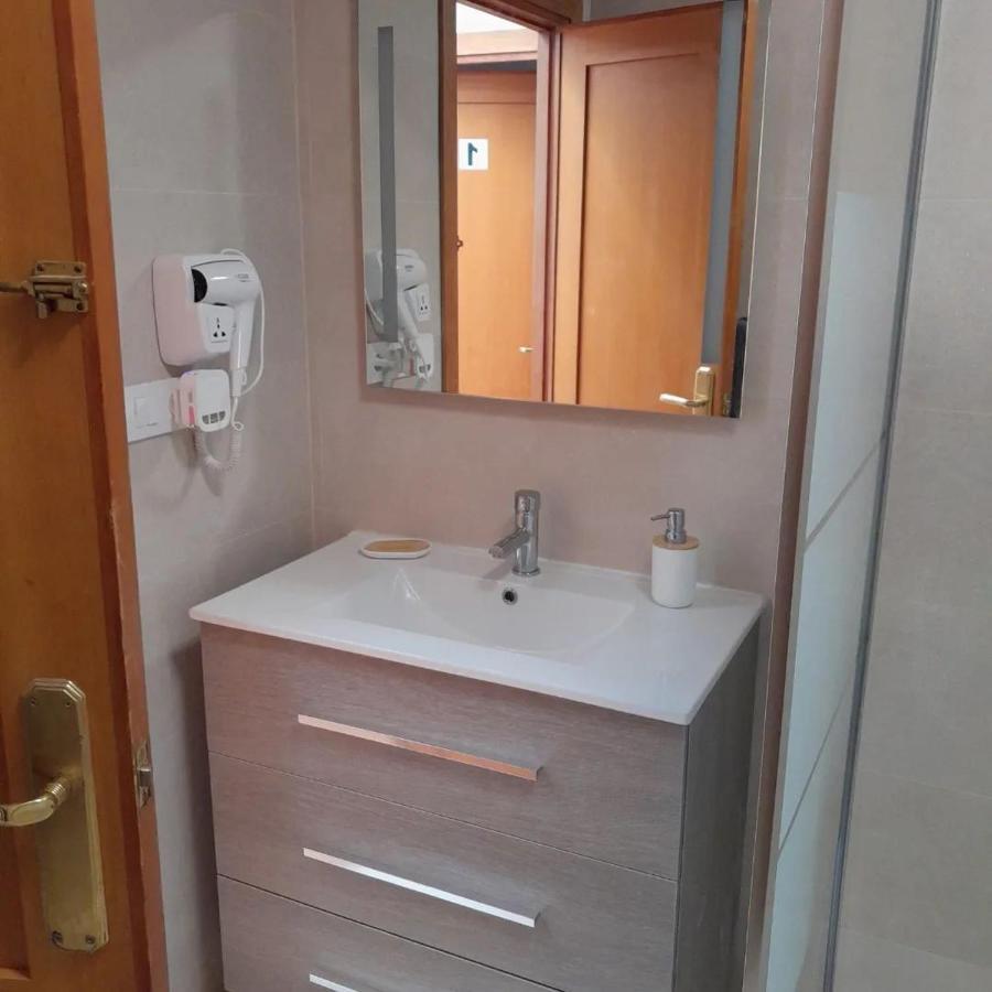 Ayora Djm Palms - Shared Casa Rural - Casa Rural Compartida - No Es Una Casa Privada מראה חיצוני תמונה